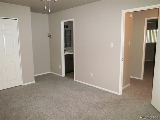 Building Photo - 9062 E Nassau Ave