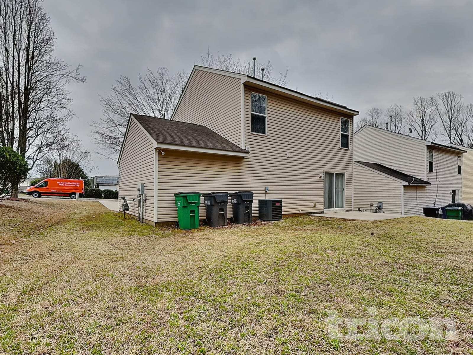 Building Photo - 8927 McAdam Way