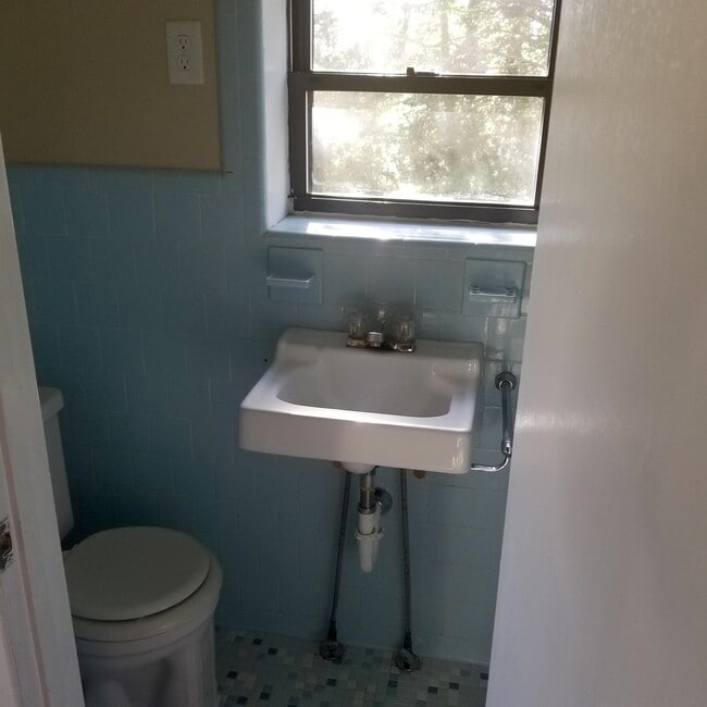 Building Photo - 6139 Powhite Farm Dr