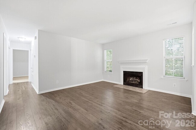 Building Photo - 6000 Gray Gate Ln
