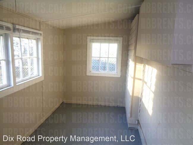 Building Photo - 3 br, 1 bath House - 1006 Auburn Street,