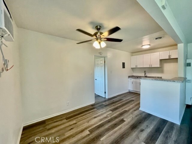 Building Photo - 1811 W Sallie Ln
