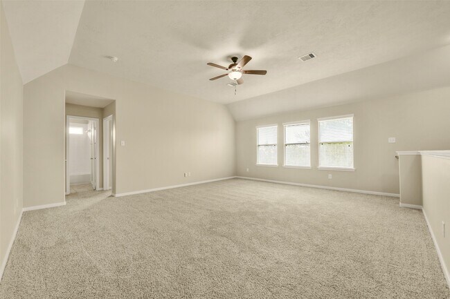Building Photo - 5002 Creekside Ave