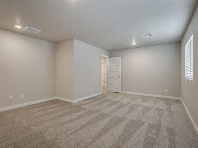 Building Photo - 520 NW 176th Terrace