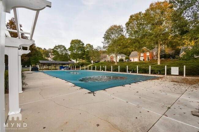 Building Photo - 103 Creekside Dr