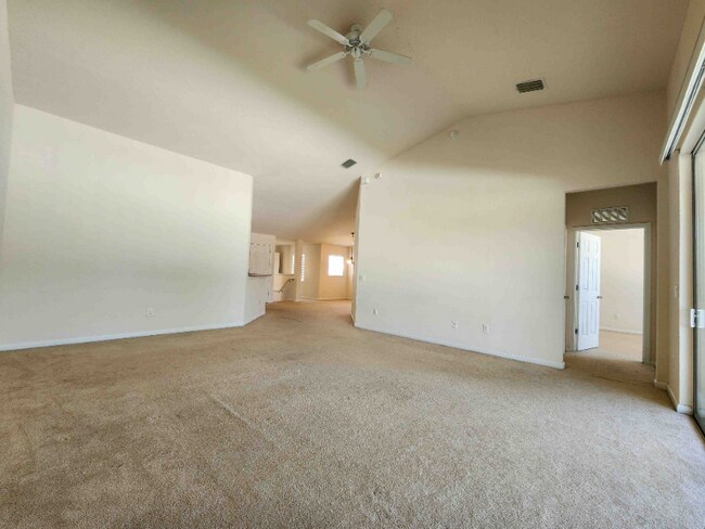 Building Photo - 4560 SW 52nd Cir