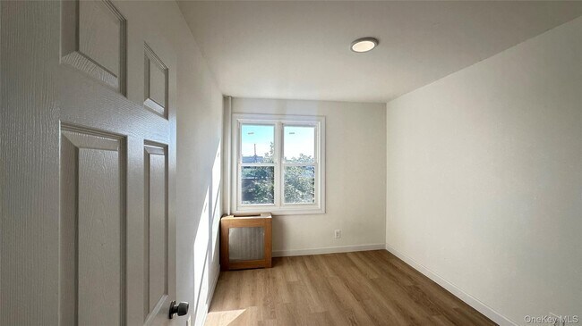 Building Photo - 124-06 26th Ave