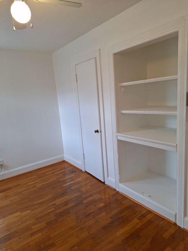 Building Photo - 450 Highland Ave NW