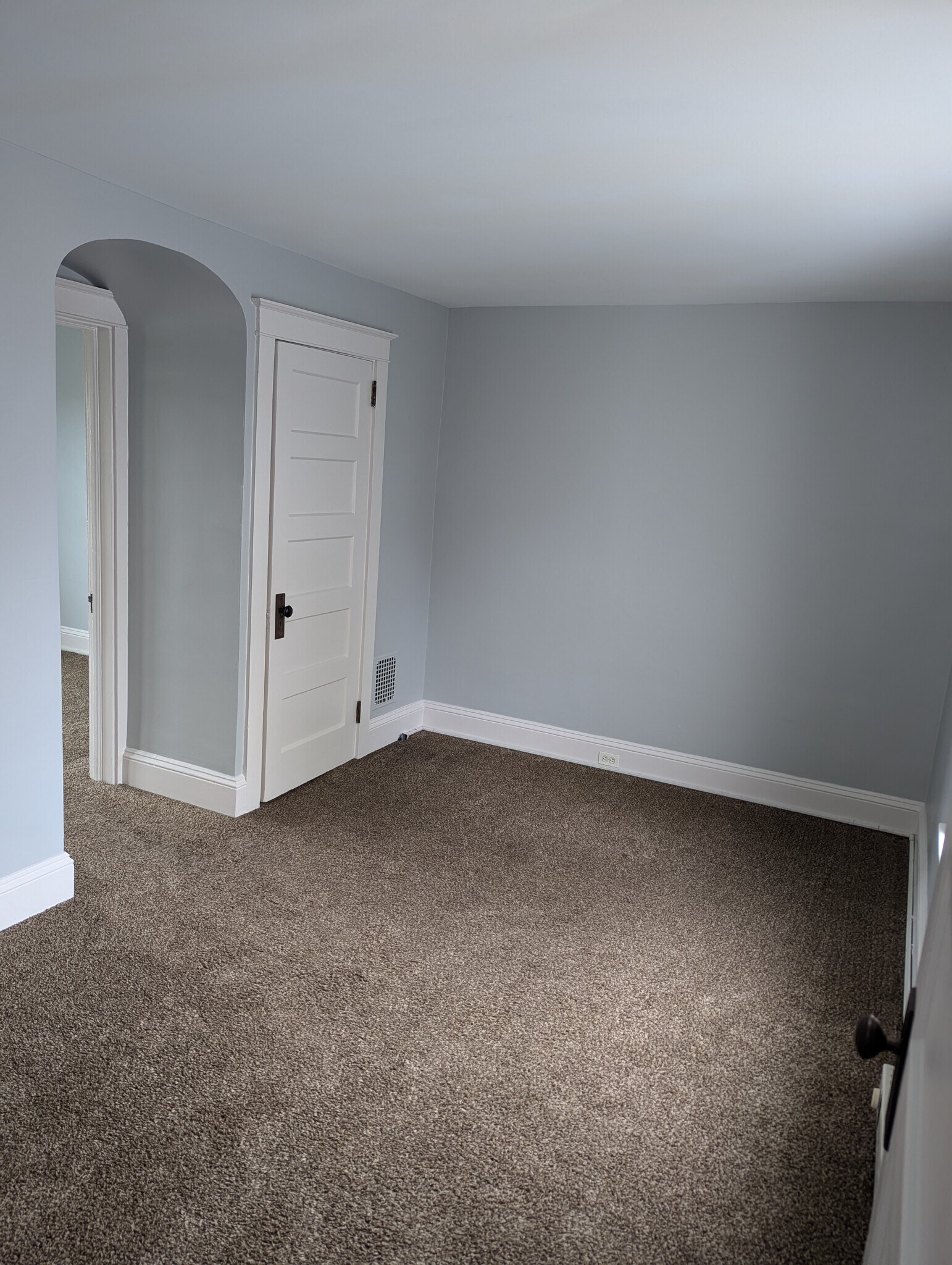 Building Photo - 104 Ruby St