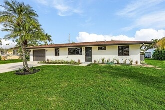 Building Photo - 11390 Heidi Lee Ln
