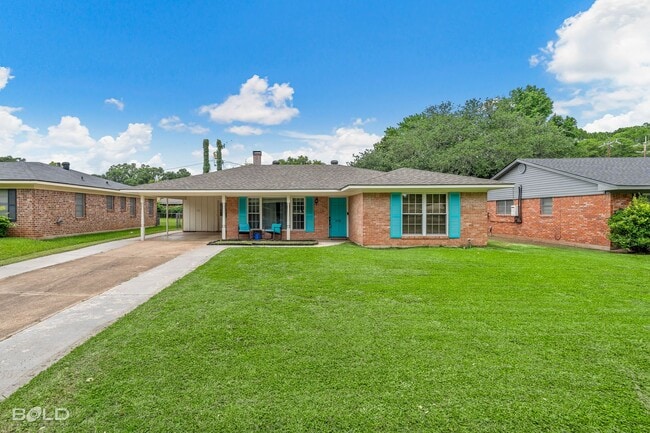 Building Photo - Adorable 3 bed 2 bath in Broadmoor Area!
