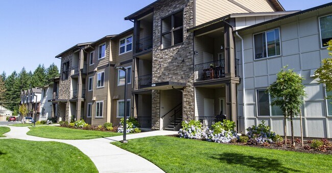 Building Photo - Amazing 1 bedroom with upscale interiors T...