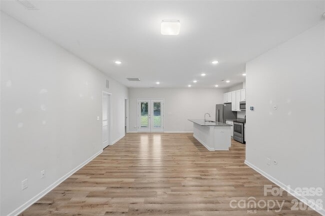Building Photo - 4524 Mountain Island Dr