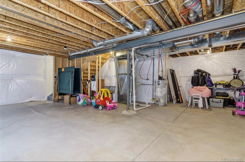 Building Photo - 10474 Evansville St