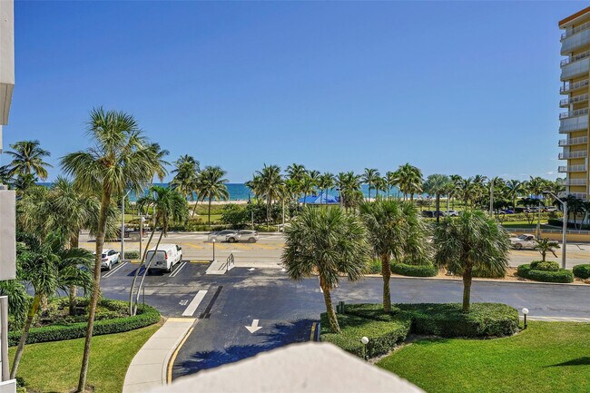 Building Photo - 405 N Ocean Blvd