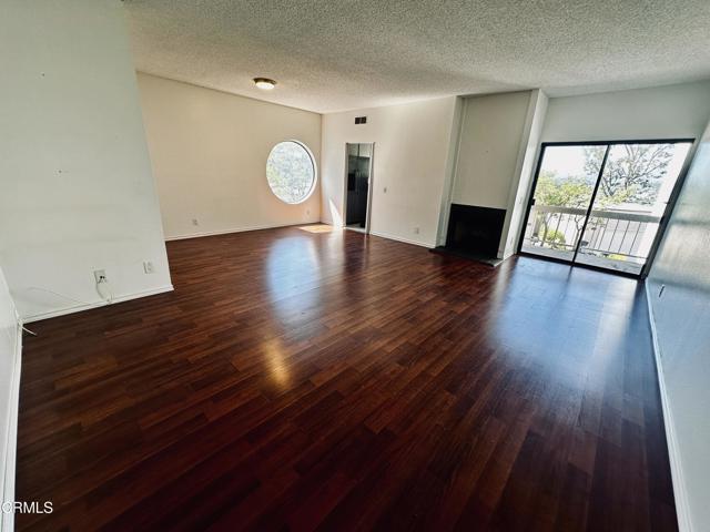 Building Photo - 775 Portola Terrace