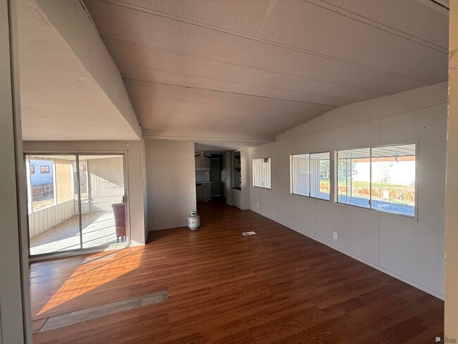 Building Photo - 11268 S Hummingbird Ln