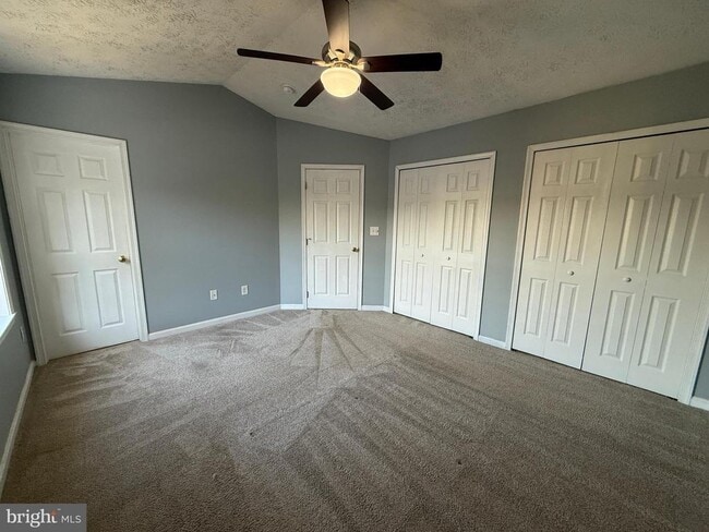 Building Photo - 10500 Boxmeer Ct
