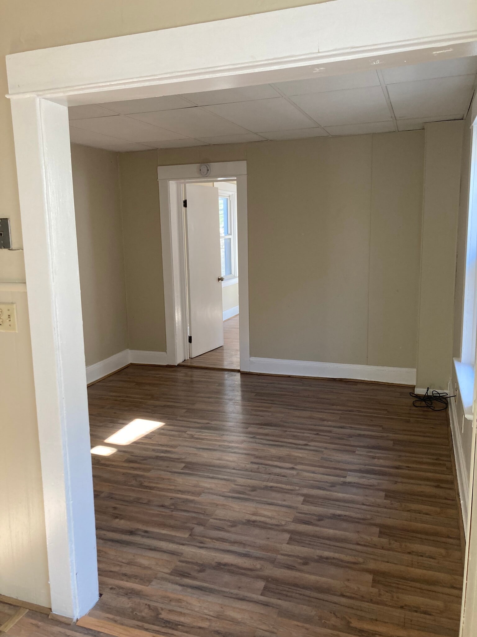 Living/ Dining Room Photo 2 - 2089 Fairview Ave