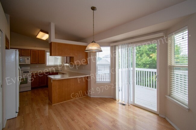Building Photo - 413 Hawthorne Ave