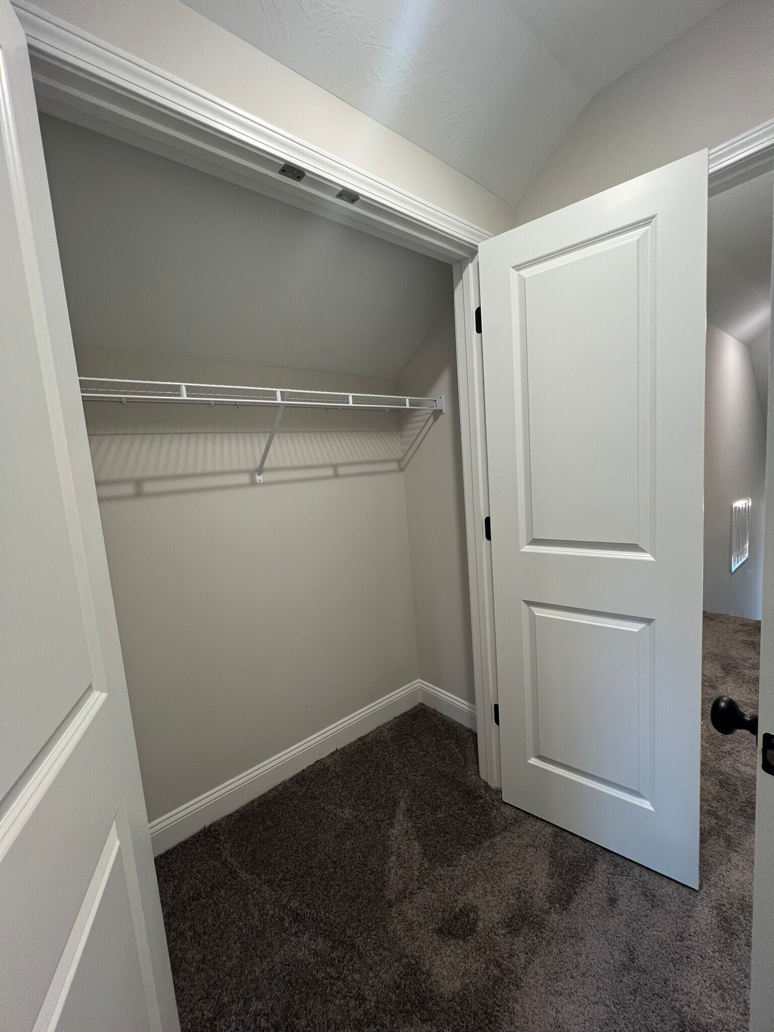 Building Photo - 102 Bennett St