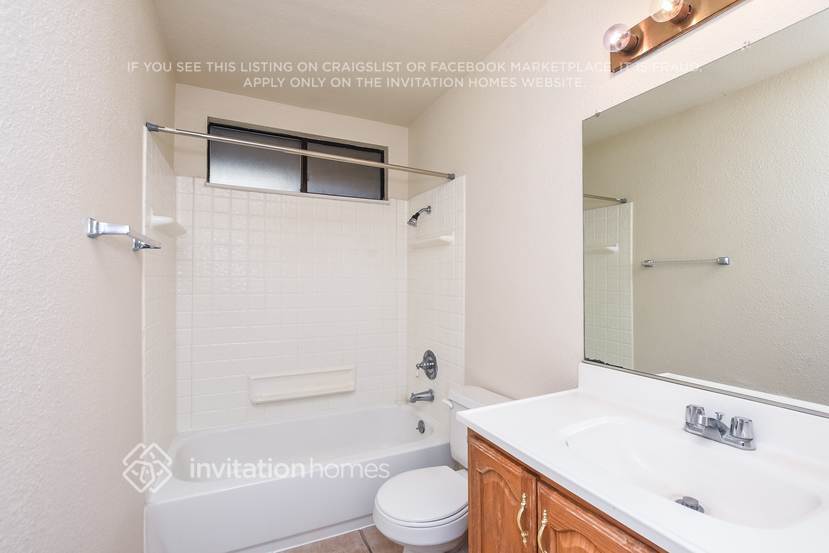 Building Photo - 3609 Rio Pacifica Way