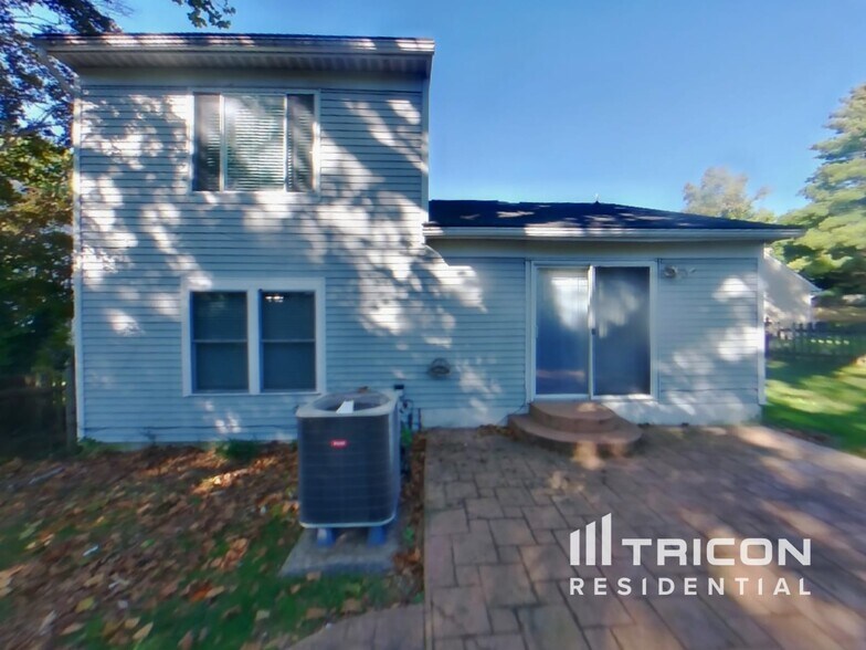 Building Photo - 1277 Collier Ln