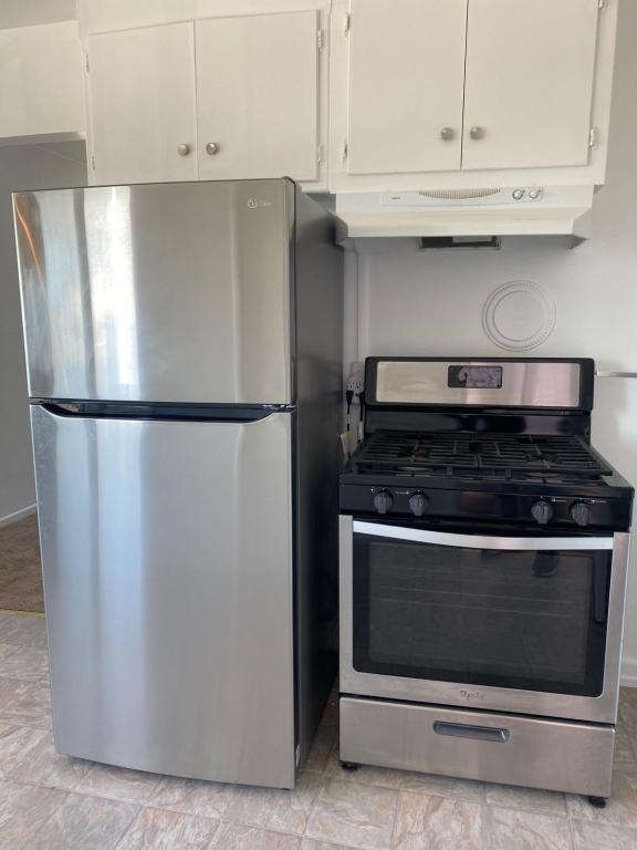 Building Photo - 16850 Ehle St