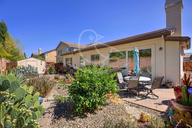 Building Photo - One of a kind, GREAT floorplan in Twelve Bridges