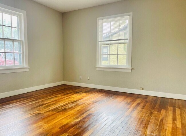 Building Photo - Charming 2BR House in Lubbock