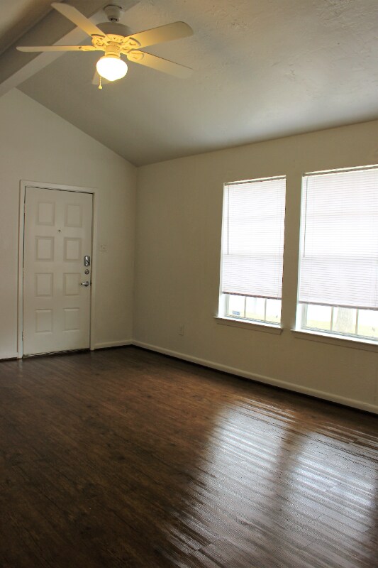 Building Photo - 3322 Augusta Dr