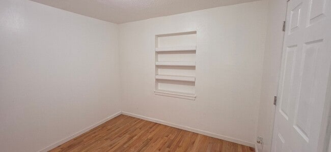 Building Photo - 1306 Mt Olive Ave