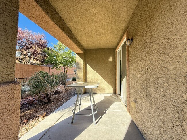 Building Photo - 8971 College Green St