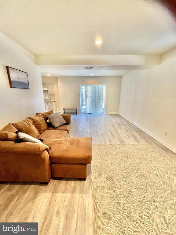 Building Photo - 19917 Knollcross Dr