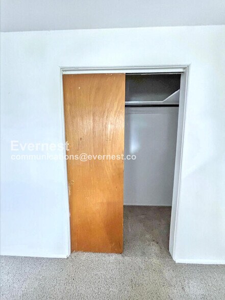 Building Photo - 3366 W 55th Pl