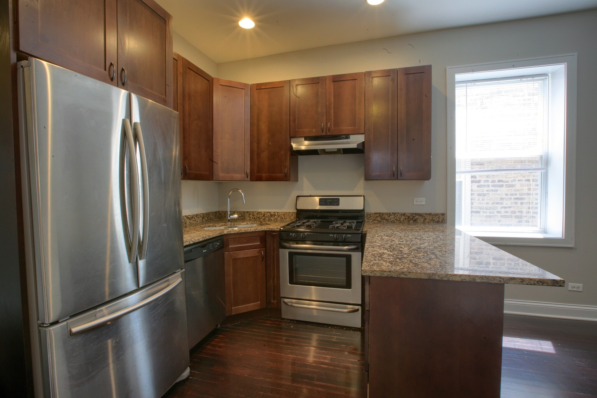 Building Photo - 3224 N Monticello Ave
