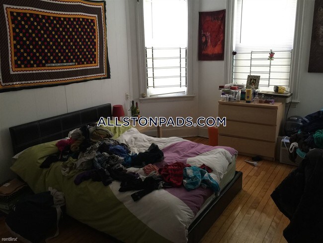 Building Photo - 50 Brainerd Rd