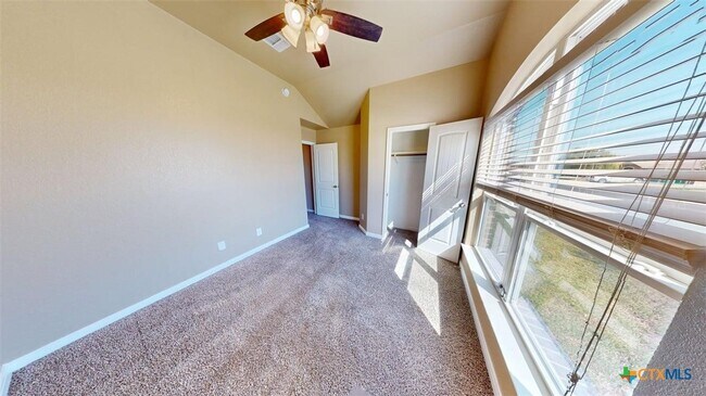 Building Photo - 307 Dober St