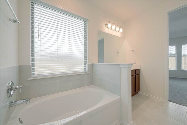 Building Photo - 1343 Vinter Mdws Ln
