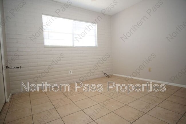 Building Photo - 11212 Wharf Cove Dr