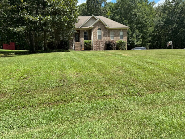Building Photo - 996 George Crowe Rd
