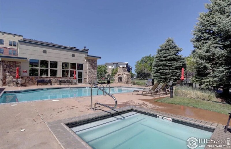 Building Photo - 13598 Via Varra