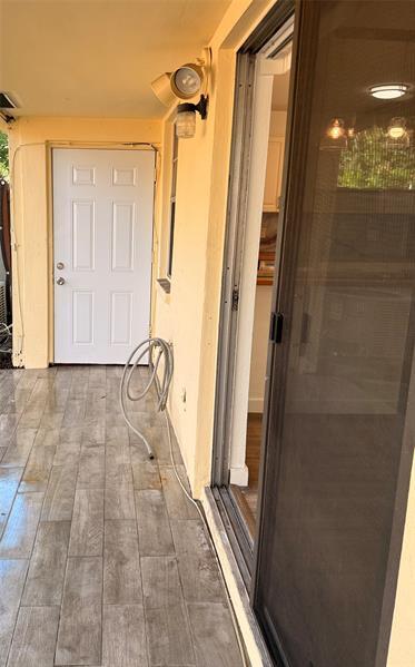 Building Photo - 3000 NW 69th Ct