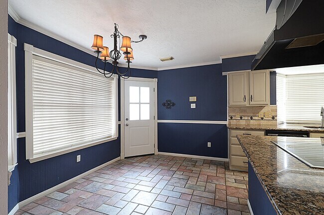 Building Photo - 3510 Cypressdale Dr