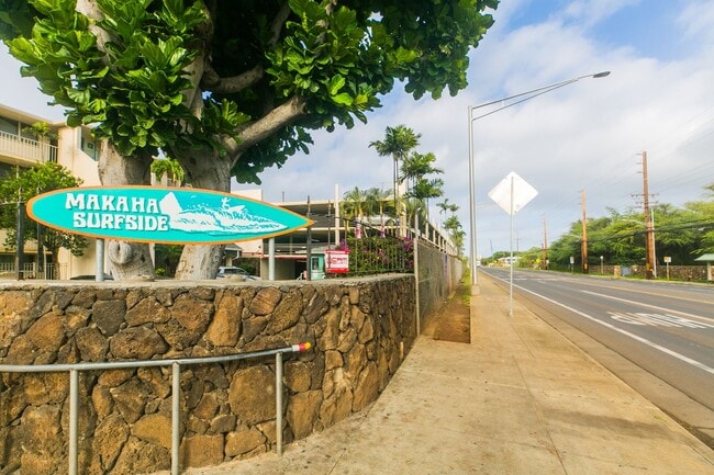 Building Photo - Direct ocean front 1 bed, 1 bath, covered parking, extra parking stall available for rent