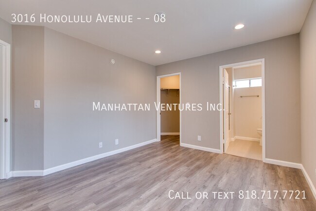 Building Photo - 3016 Honolulu Ave