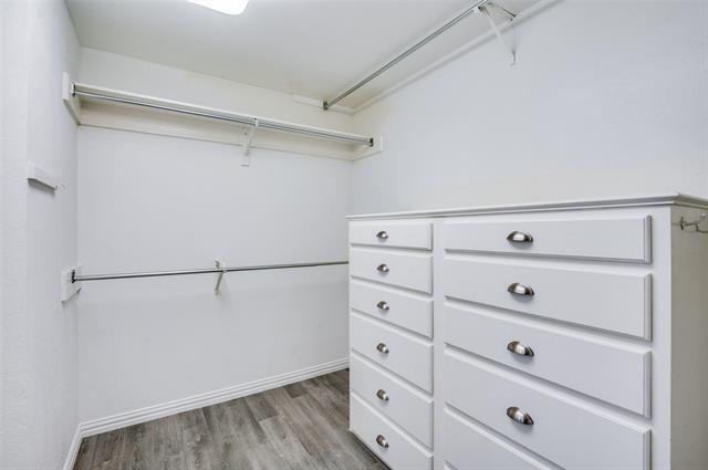 Building Photo - 16020 Chalfont Cir