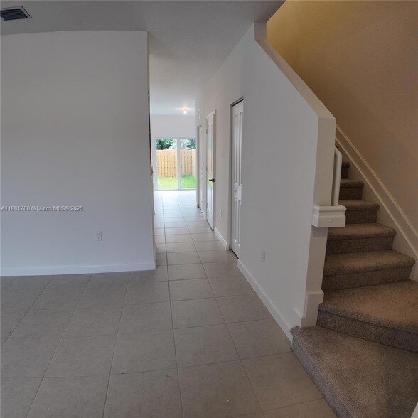 Building Photo - 35761 SW 178th Ct