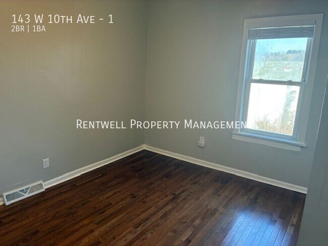 Building Photo - 143 W 10th Ave