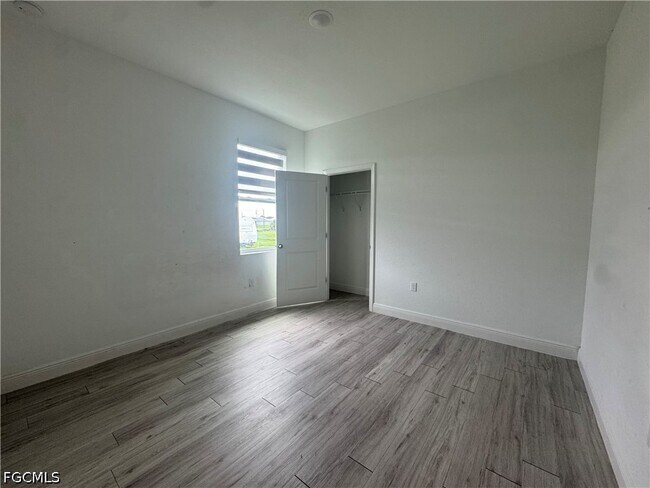 Building Photo - 8007 Mill Ct